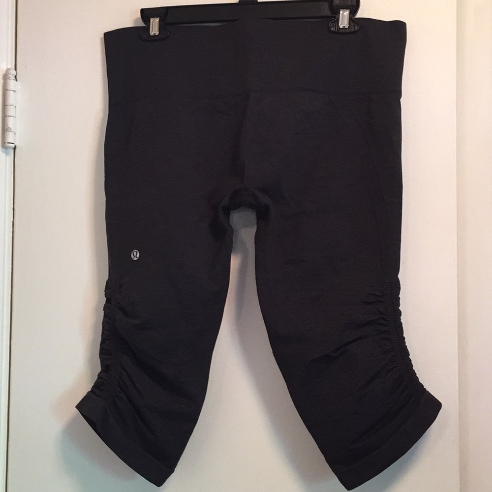 Lululemon capris leggings, size 12.